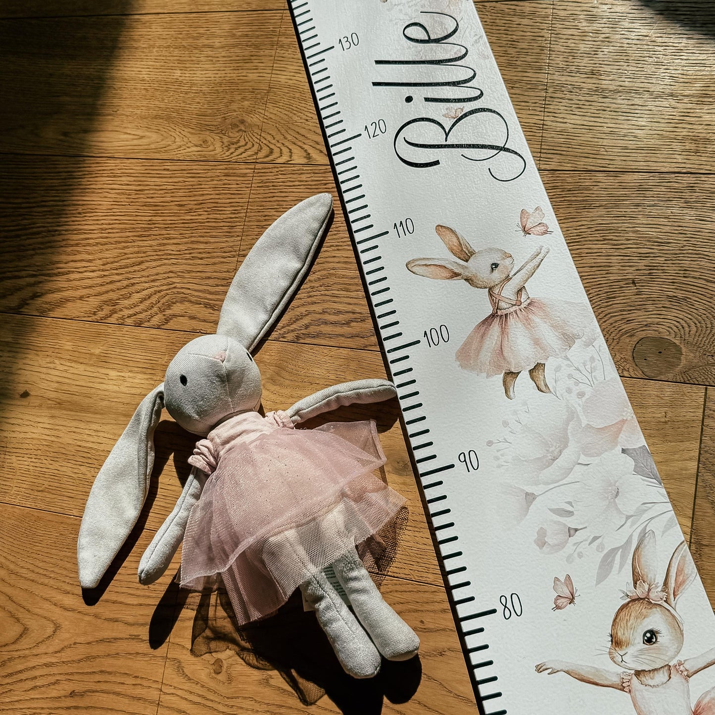 "ZAĶĪTIS" PERSONALIZĒTS BĒRNA AUGUMA METRAMĒRS MEITENĪTEI