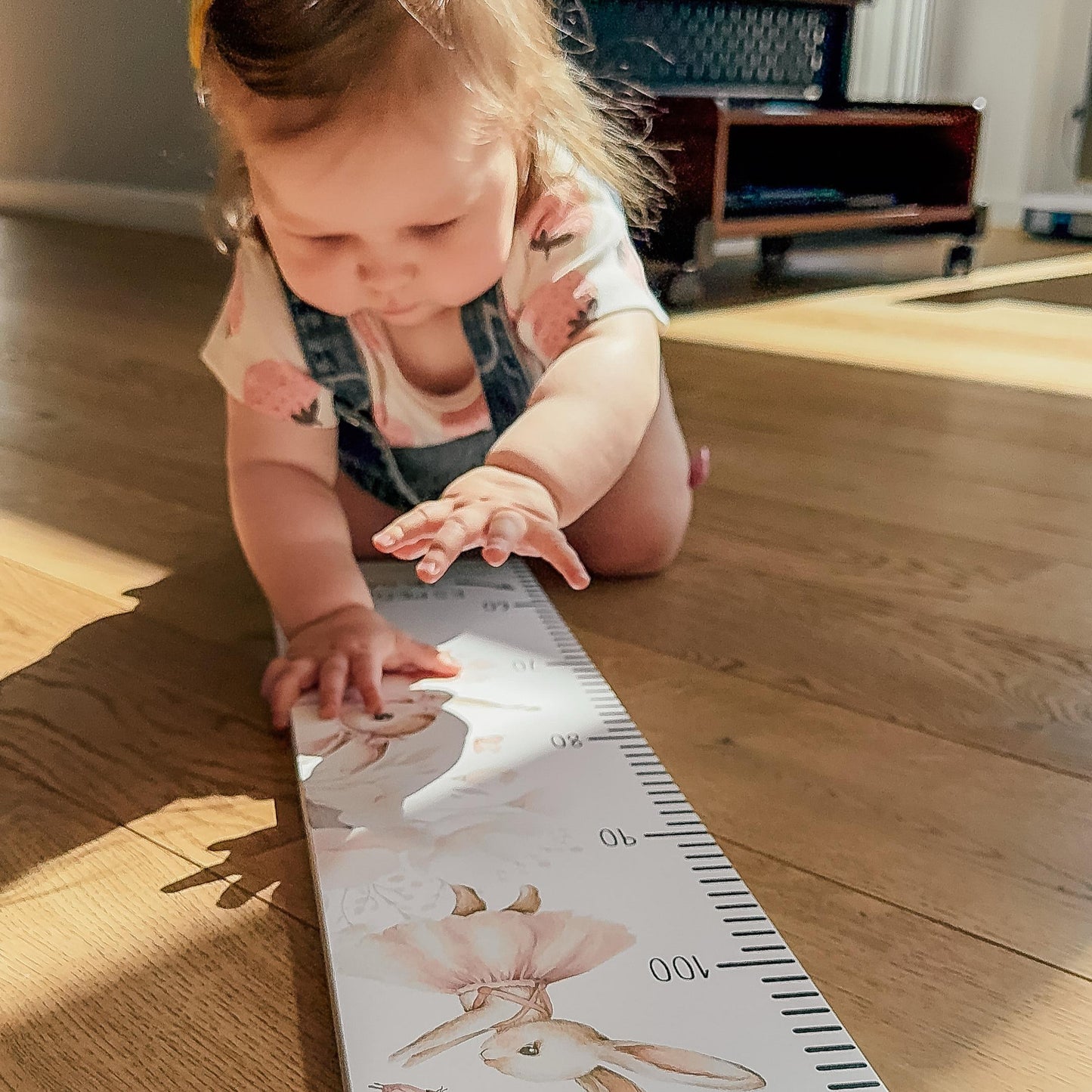 "ZAĶĪTIS" PERSONALIZĒTS BĒRNA AUGUMA METRAMĒRS MEITENĪTEI
