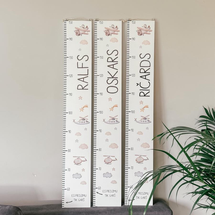 "MĀKOŅOS" PERSONALIZĒTS BĒRNA AUGUMA METRAMĒRS