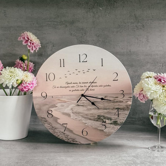 "APSOLI, KA VIENMĒR ATCERĒSIES..." I SIENAS PULKSTENIS AR IEDROŠINĀJUMA VĀRDIEM