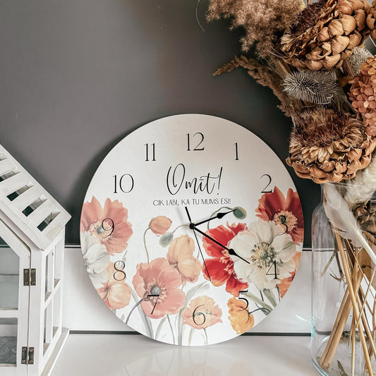 "OMĪT, CIK LABI, KA TU MUMS ESI" KOKA, SIENAS PULKSTENIS AR KLUSU UN SLĪDOŠU MEHĀNISMU