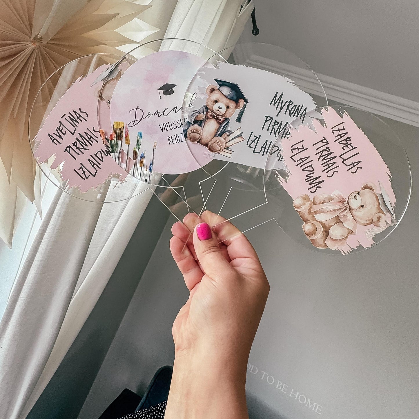 "IZLAIDUMS" PERSONALIZĒTS KŪKAS DEKORS