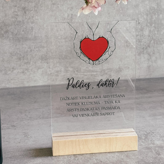 "PALDIES DAKTER", ORGANISKĀ STIKLA DEKORS KOKA STATĪVĀ