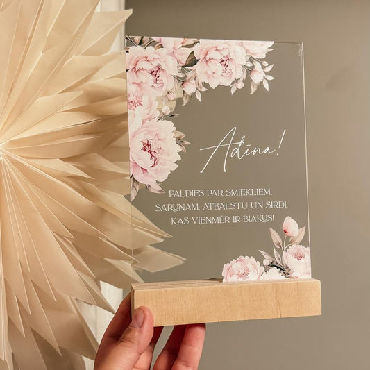 ORGANISKĀ STIKLA DEKORS "PALDIES DRAUDZENEI" KOKA STATĪVĀ