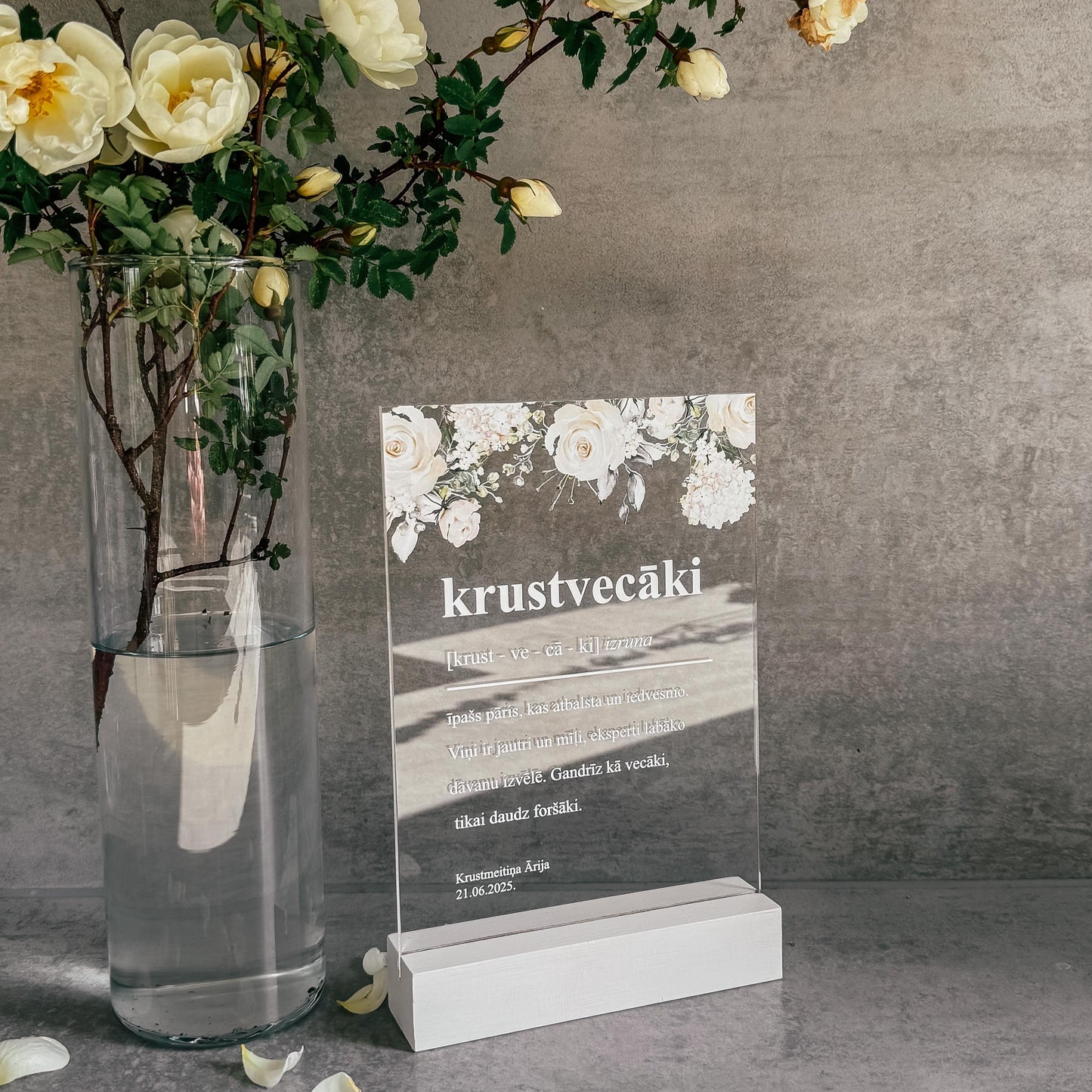 "KRUSTVECĀKI" ORGANISKĀ STIKLA DEKORS KOKA STATĪVĀ
