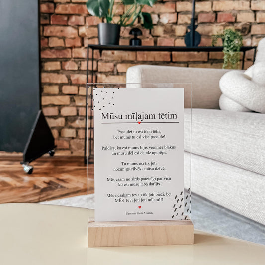 MŪSU MĪĻAJAM TĒTIM I ORGSTIKLA DEKORS KOKA STATĪVĀ