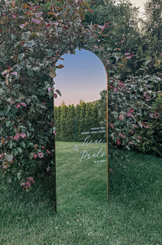 "UZLĪMES SPOGULIM" KĀZU DIENĀ