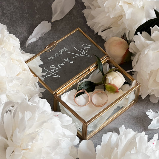 PERSONALIZĒTA STIKLA GREDZENU KASTĪTE KĀZU DIENAI