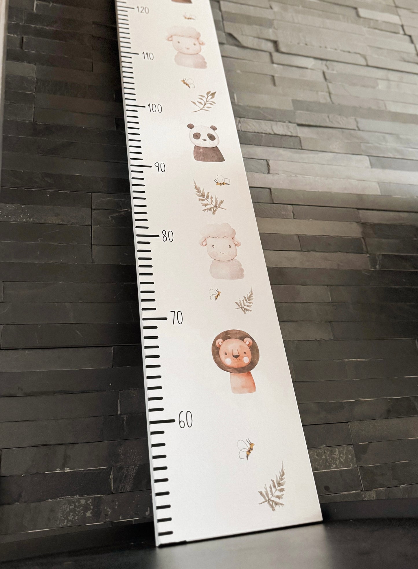 "DAŽĀDI DZĪVNIECIŅI" BĒRNA AUGUMA METRAMĒRS BEZ PERSONALIZĀCIJAS