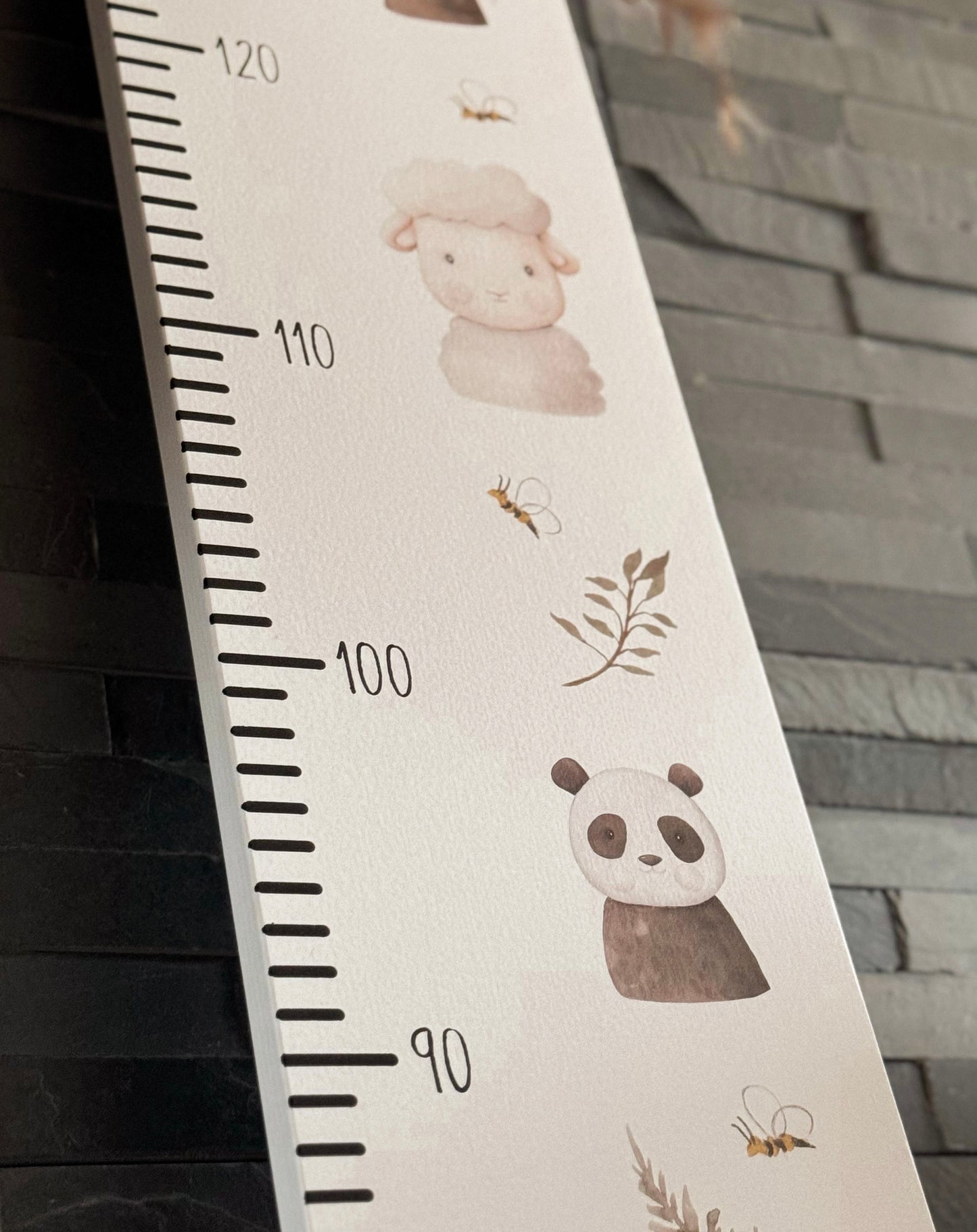 "DAŽĀDI DZĪVNIECIŅI" BĒRNA AUGUMA METRAMĒRS BEZ PERSONALIZĀCIJAS