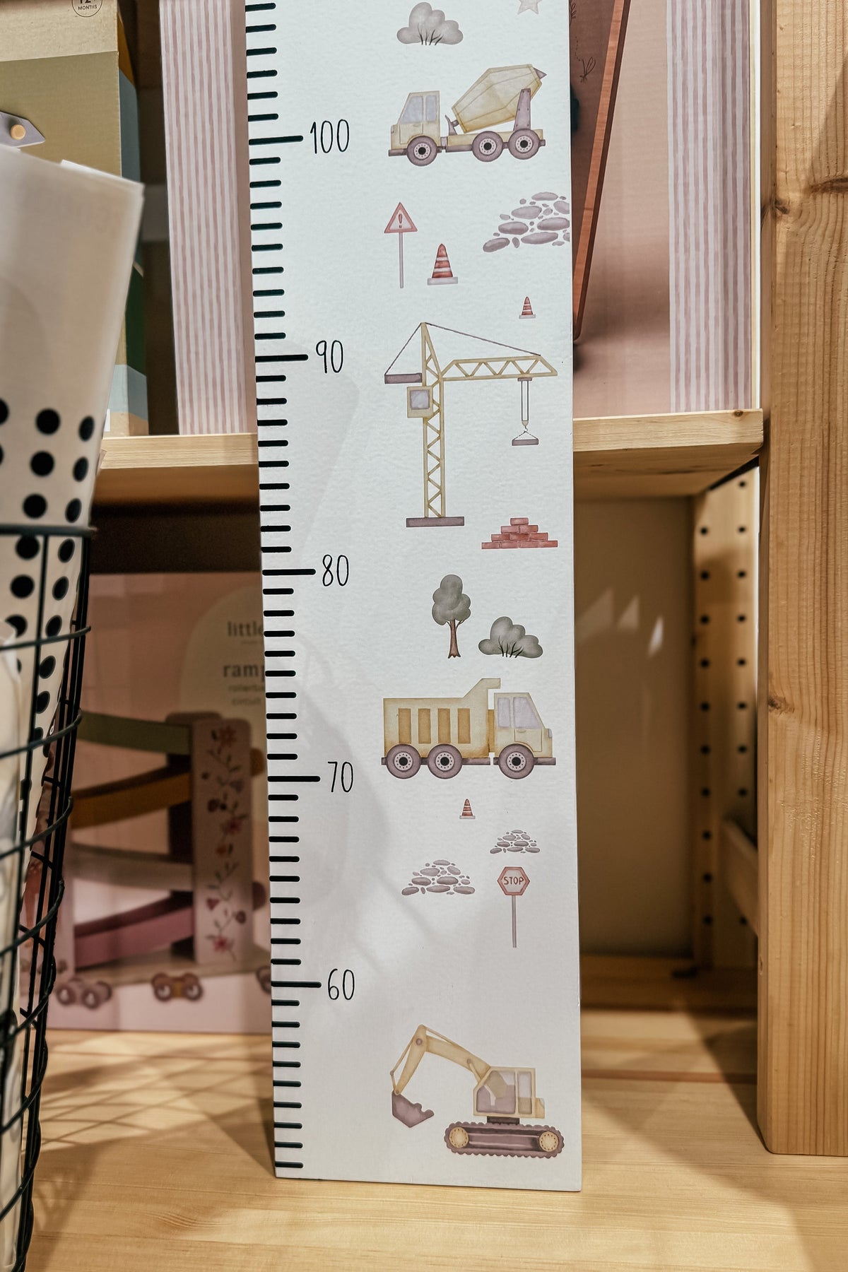 PERSONALIZĒTS AUGUMA METRAMĒRS ZĒNAM "DZELTENI TRAKTORI"