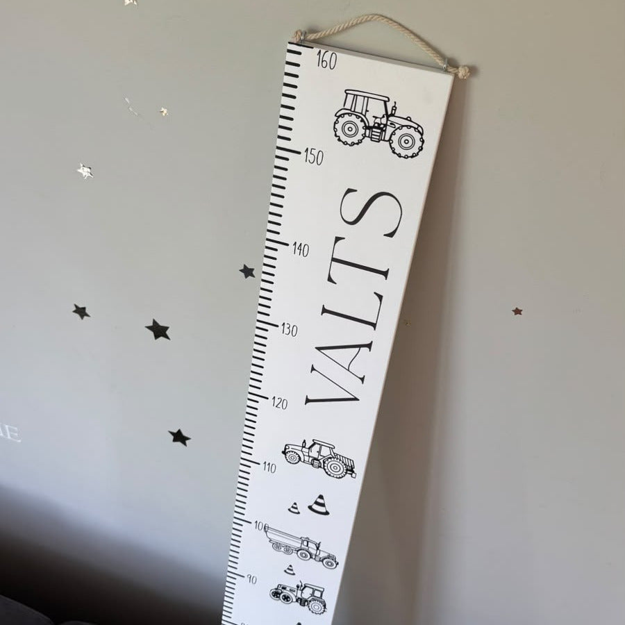 "MELNBALTS - TRAKTORI" PERSONALIZĒTS AUGUMA METRAMĒRS