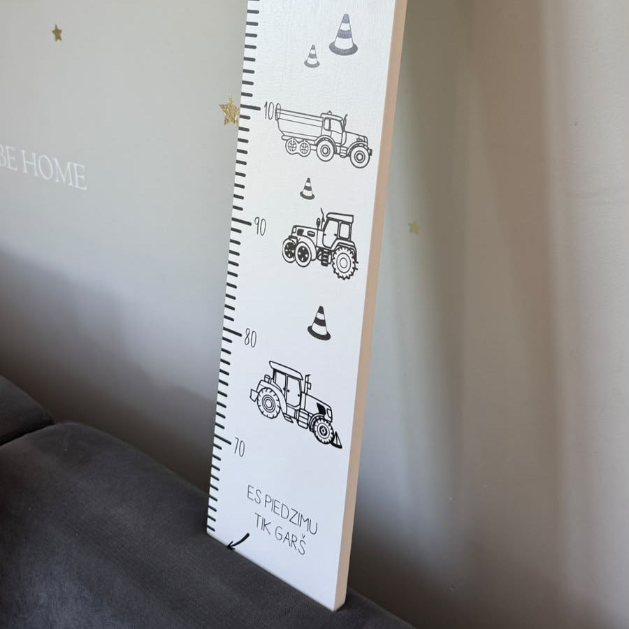 "MELNBALTS - TRAKTORI" PERSONALIZĒTS AUGUMA METRAMĒRS