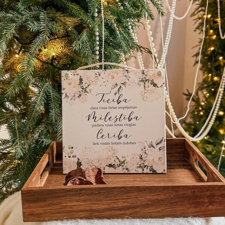 KOKA DEKORS "TICĪBA, MĪLESTĪBA, CERĪBA" I DEKORS ZIEMASSVĒTKOS