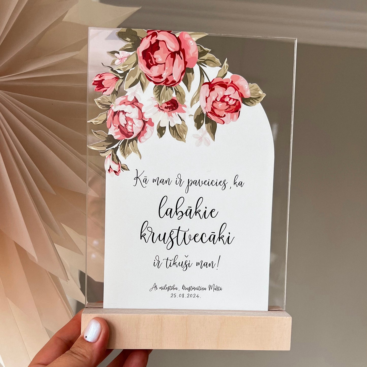 "LABĀKIE KRUSTVECĀKI!" PERSONALIZĒTS ORGANISKĀ STIKLA DEKORS KOKA STATĪVĀ