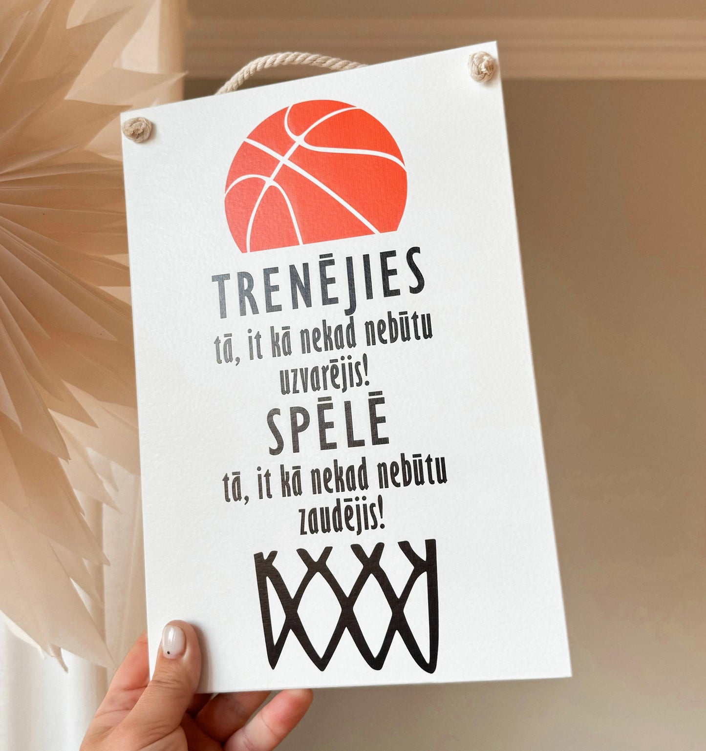 KOKA DEKORS "TRENĒJIES TĀ, IT KĀ NEKAD NEBŪTU UZVARĒJIS!"